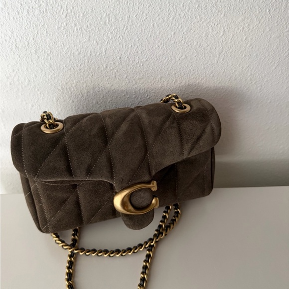 Coach Tabby 20 Quilted Suede Shoulder Bag with Gold Chain. - Picture 8 of 14
